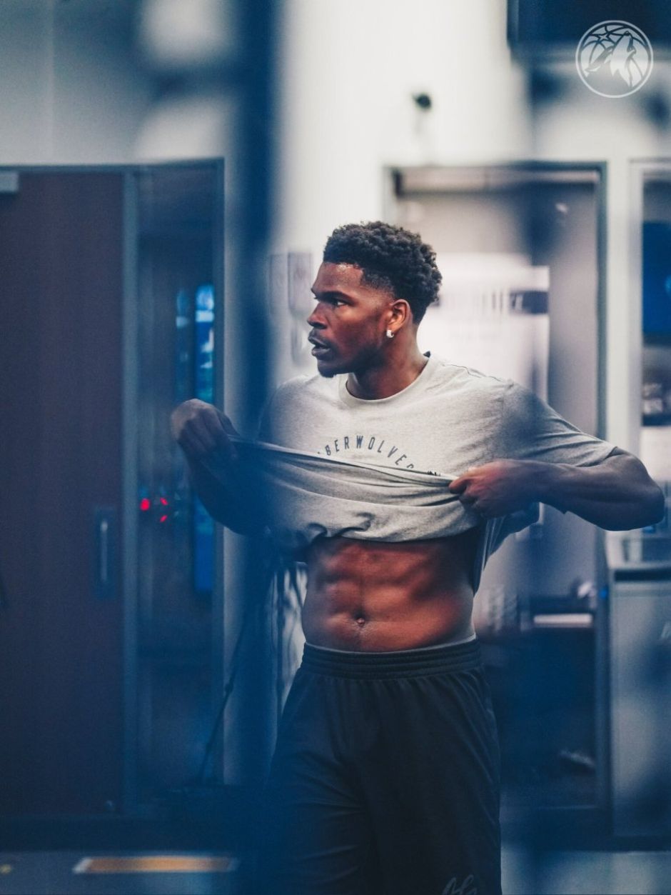 阿斯：皇马仍信任阿隆索，但需要他和球队给出决定性的回应（阿斯：皇马对阿隆索仍有信心，要求他与球队拿出决定性回应）